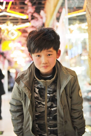 小正太发型 轻松升级小帅锅[5p]第2页_男生发型_小_14