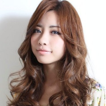 栗色染发柔美长卷发图片[8p]第3页