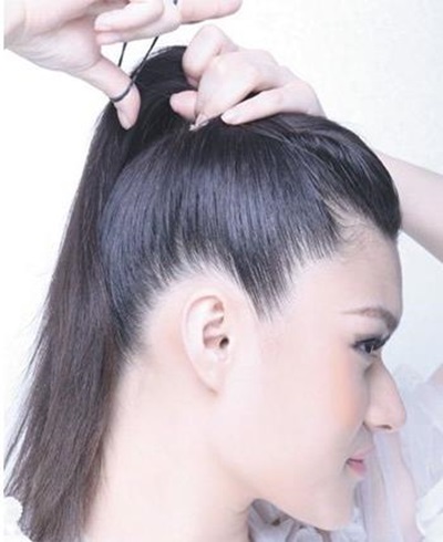 直发无刘海丸子头扎法图解[7p]第4页(5/7)