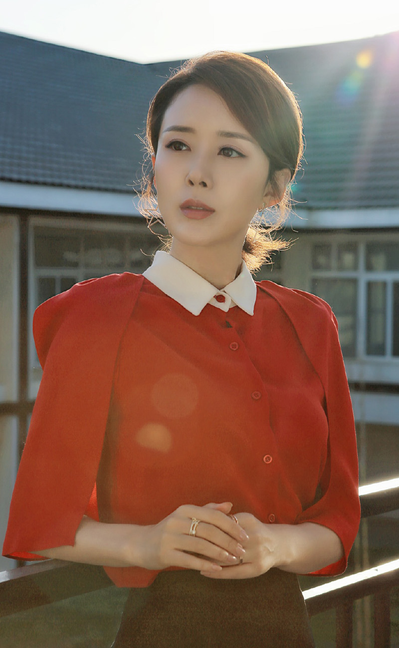 颜丹晨成熟迷人写真图片第2页