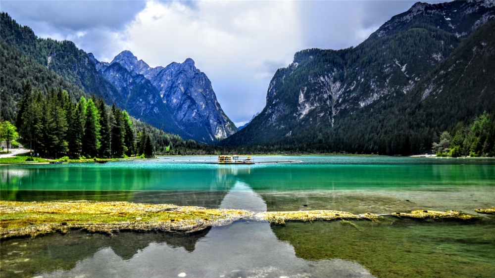 优美的罗赖马山风景图片 - 85814图库