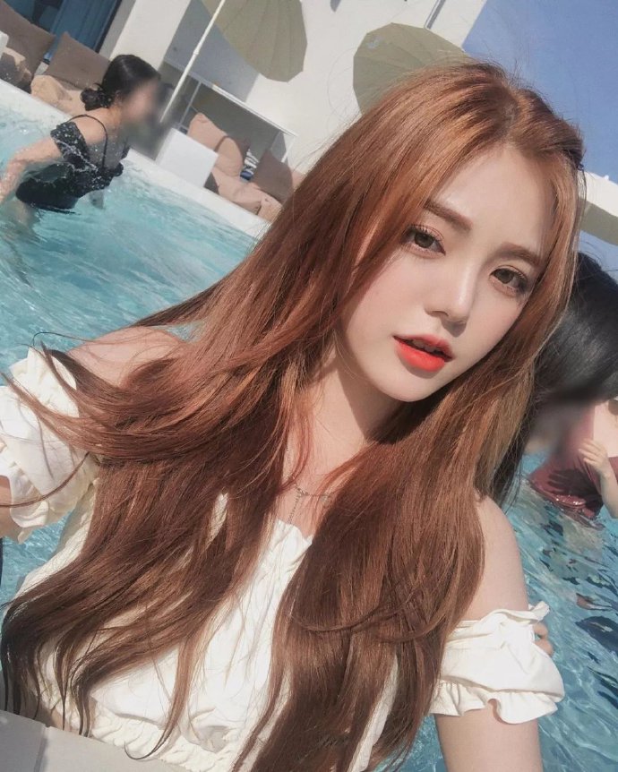 女生染发的发色是非常讲究的,这个发色你喜欢吗?第2页