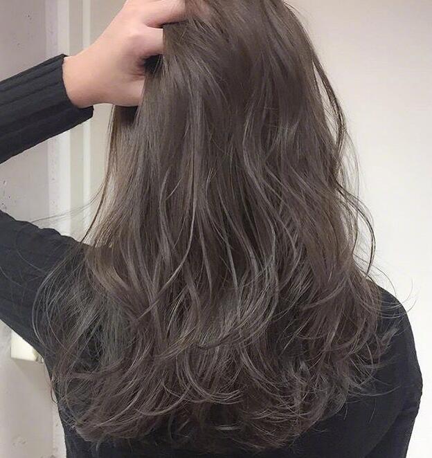 一组空气感长卷发图片第6页